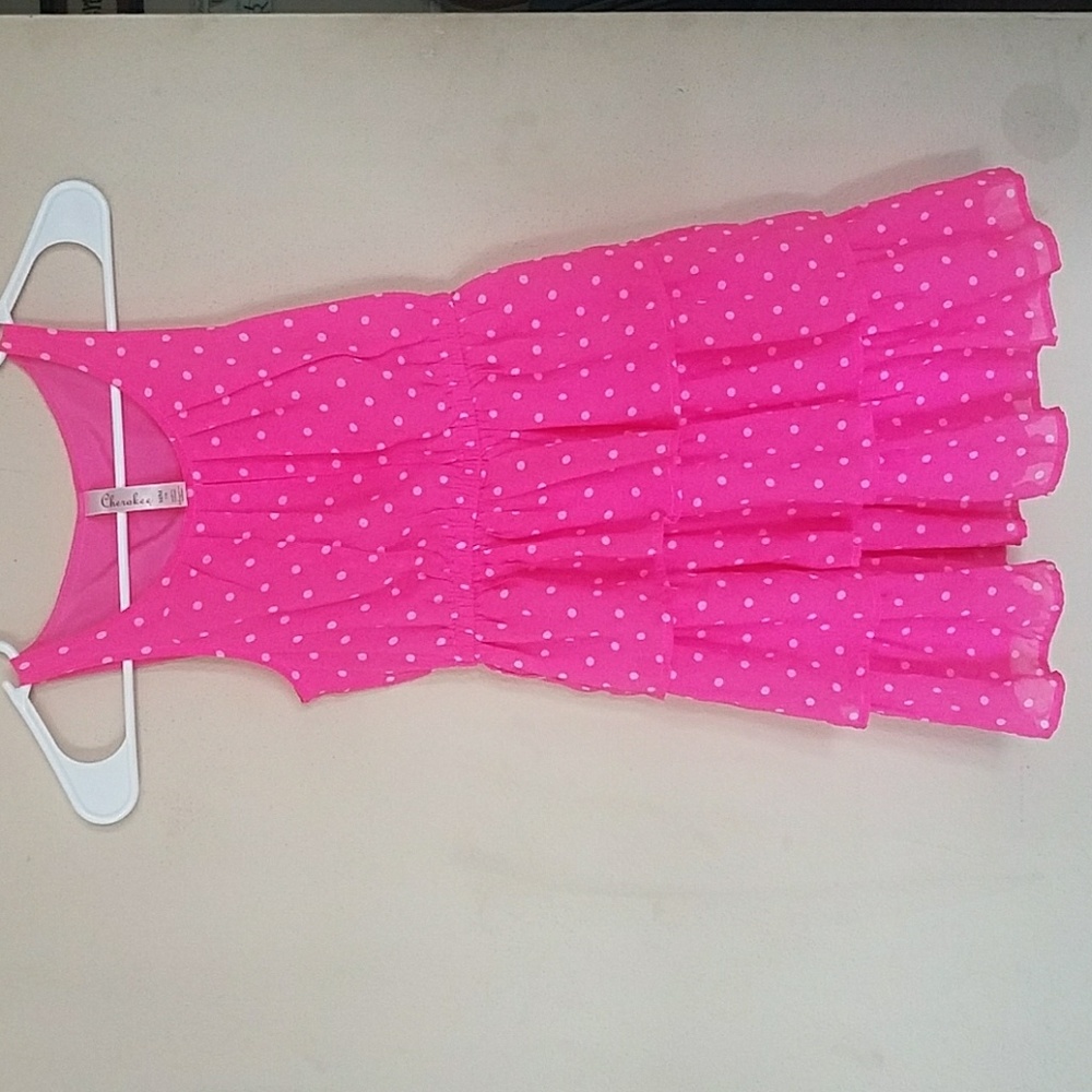 Size 7/8 Pink polka dot dress